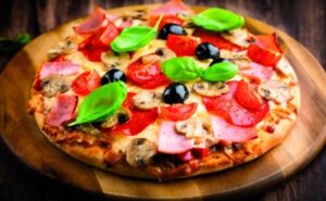 Wszystkie smaki pizzy – mąka na pizzę z linii „Domowa Piekarnia” od Młyna Jaczkowice