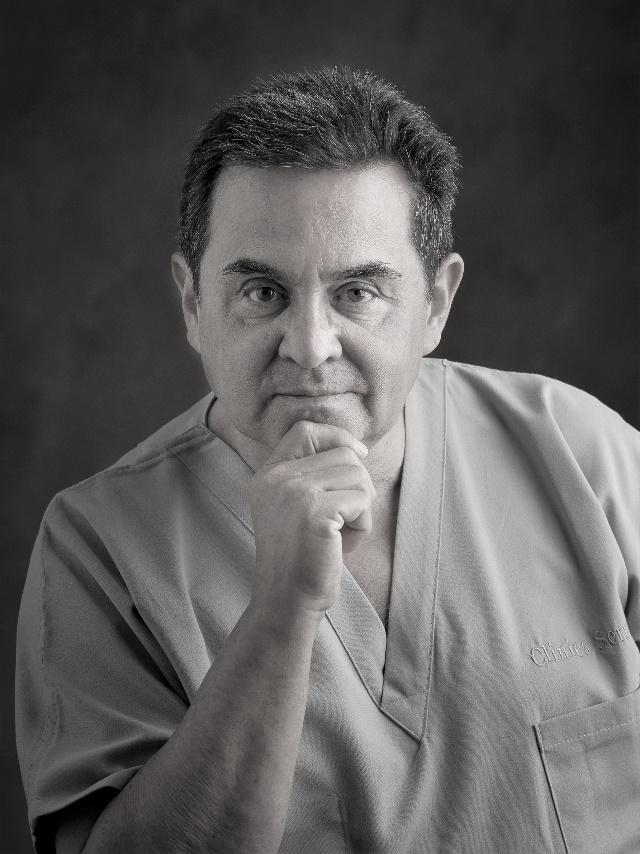 Dr GABRIEL SERRANO