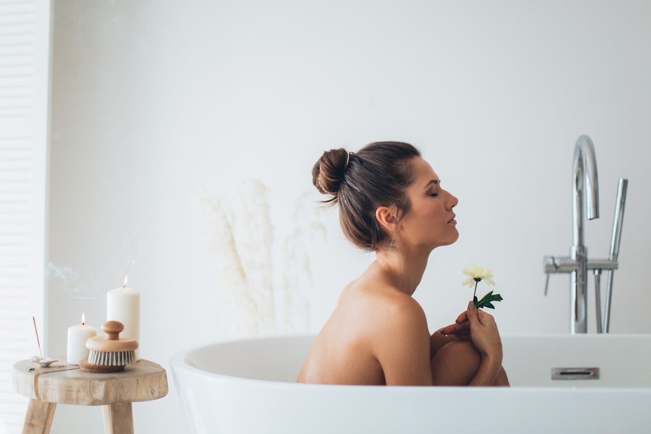 Zmysłoterapia – Zapach domu ma znaczenie – poznaj domowy „scent design”, czyli scenariusz zapachowy w swojej własnej przestrzeni